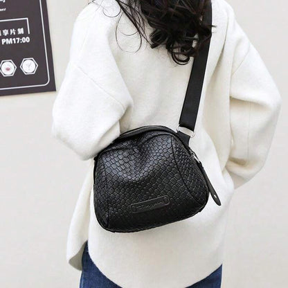 New Arrival - 45%🔥Hand Weaving Large Capacity Crossbody Shoulder Bag, Stylish Leather Shell Bag